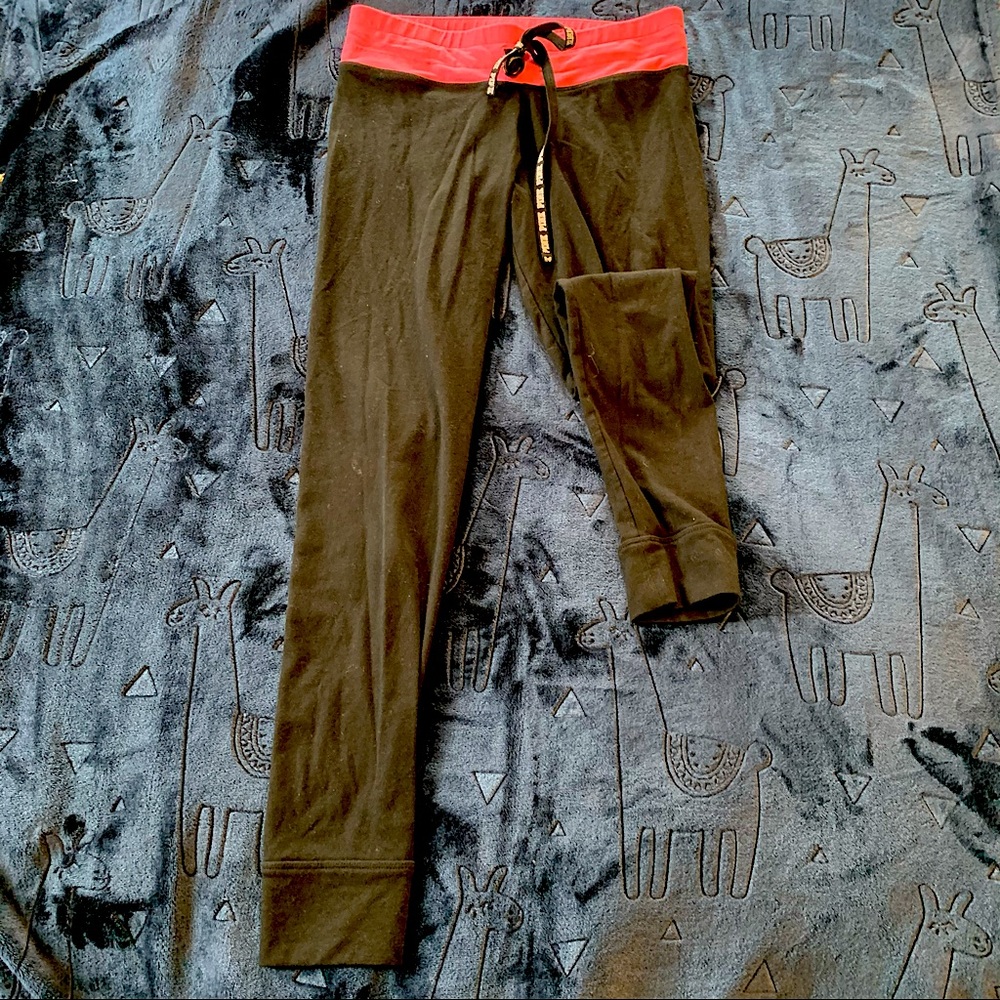 PINK yoga pants / leggings